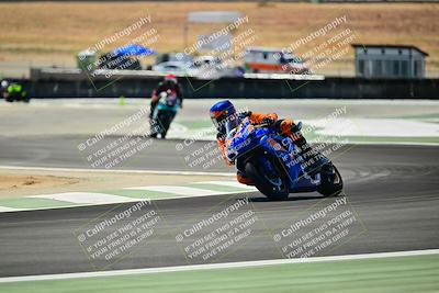 media/Sep-07-2025-TrackXperience (Sun) [[ee17e62fad]]/Level 2/Session 4 (Lower Chicane)/